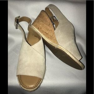 Franco Sarto Taupe Suede Sandals Shoes 9